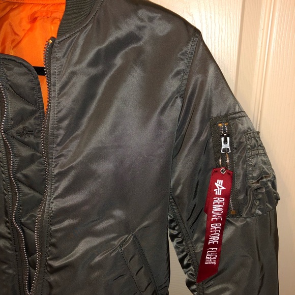 Alpha Industries MA1 Bomber Jacket - Picture 4 of 5